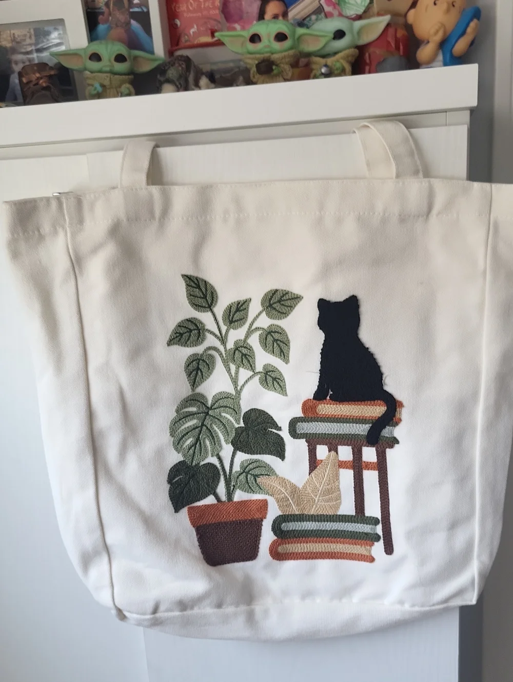 Canvas Cat Tote Bag with Plant and Books Design - Cream